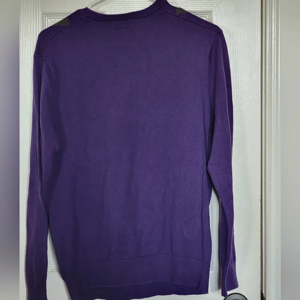 🌟Old Navy Men's argyle v-neck sweater, purple with dark gray and light gray